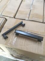 Buy 6000 Brand New Metal Cabinet Pulls Liquidation Pallet - Image 2